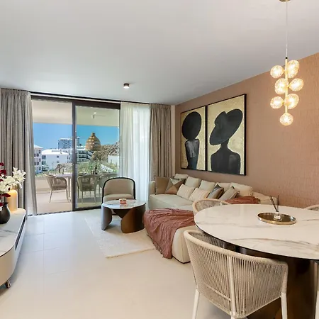 Apartment Lomas 5 *
