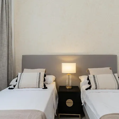 Lomas 5 Apartmán